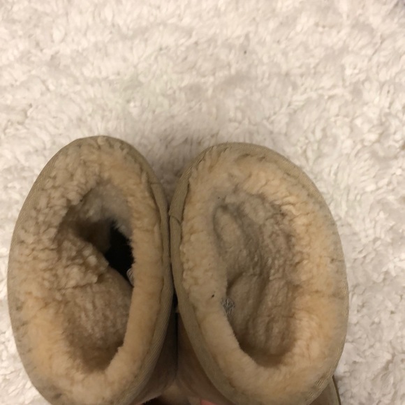 Uggs! - Picture 5 of 5